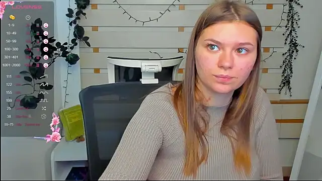 Josephine_Kiss webcam