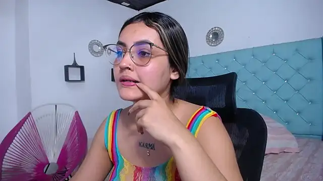kathe-mills235 webcam