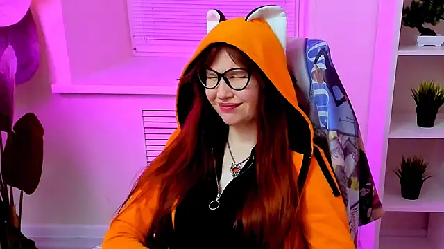 CarolGiggly webcam