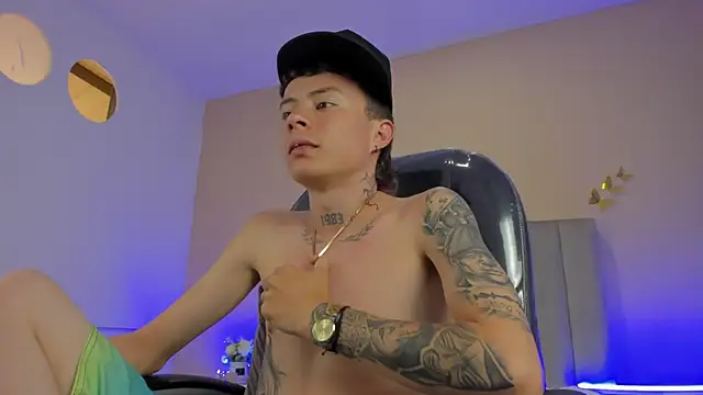 Nascary_Fox webcam