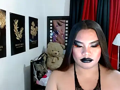 TSbrianaHugeCock webcam