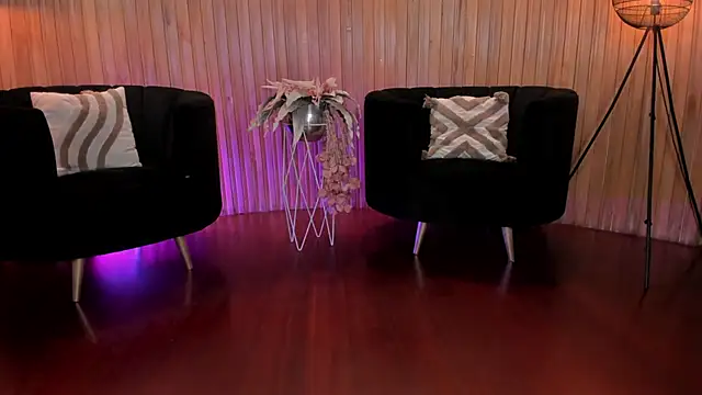 MelissaMoore_ live sex cam