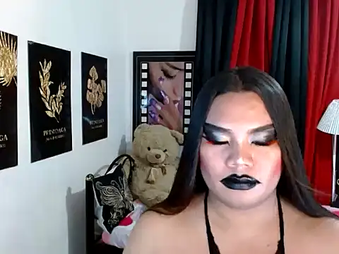 TSbrianaHugeCock webcam