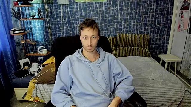 CuteBoy228 webcam
