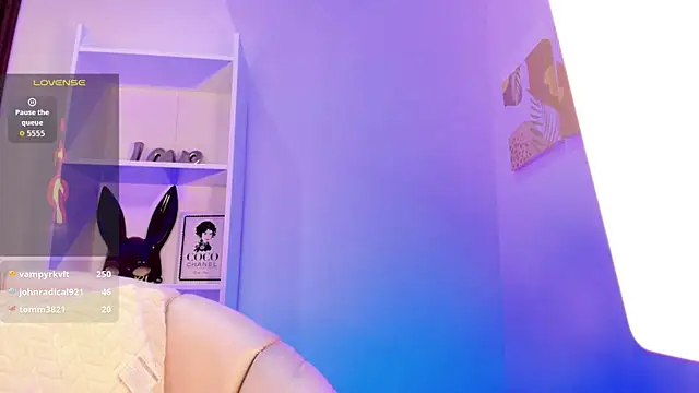 alessia_moon1 webcam