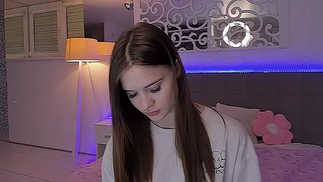 LuisaClover webcam