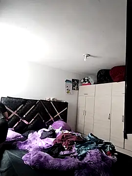 SexyandnaughtyLatinos webcam