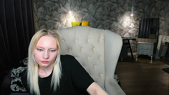 Elizabeth_Adams webcam