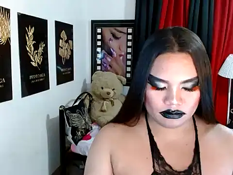 TSbrianaHugeCock webcam