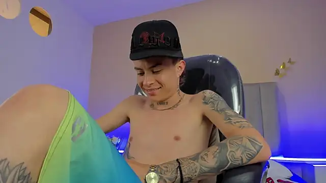 Nascary_Fox webcam