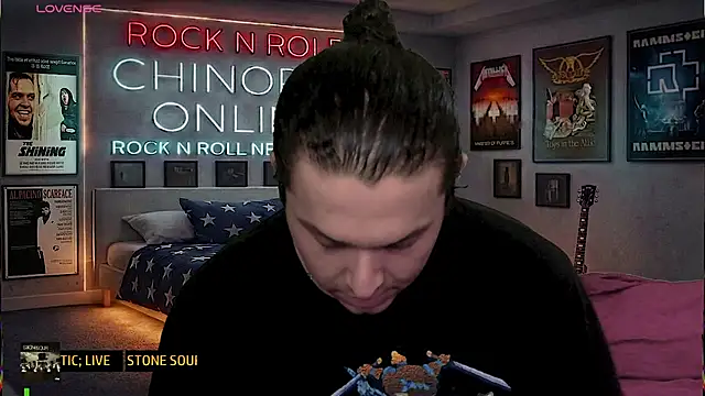 chino_roz webcam