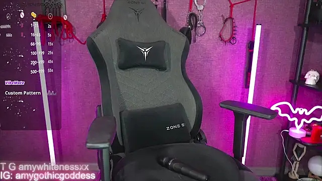 amywhitenessxx (F young) - make your dark Goddess CUM