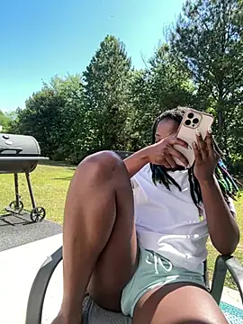 thechocolatepeach webcam