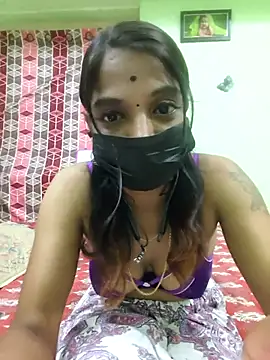 Tamil_Ishu webcam