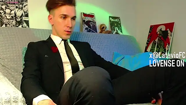 Midnighter_ webcam