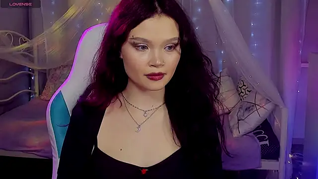 emilychaves (F teen) - ❤️air kiss❤️