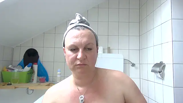 HotPussy785 webcam