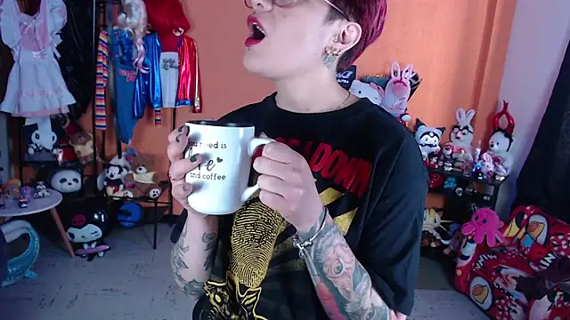 MissMiia2 webcam