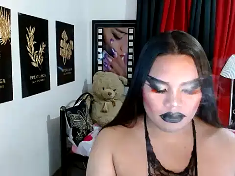 TSbrianaHugeCock webcam