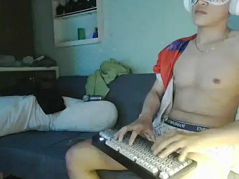 boyhigh1997 webcam