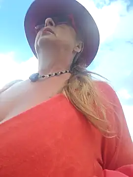 Hot-Muci webcam