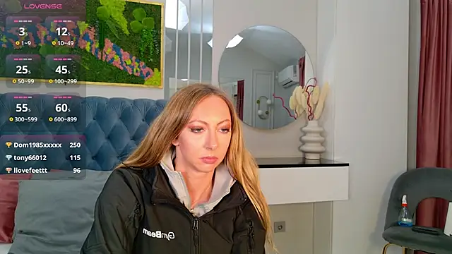 SiennaPierce webcam