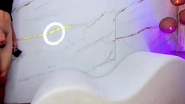 AmazingOrgasm webcam