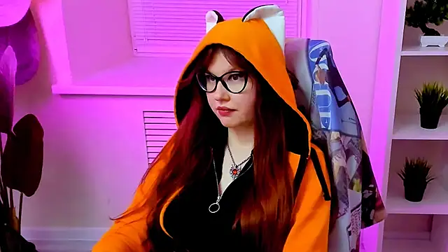 CarolGiggly live sex cam