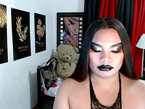 TSbrianaHugeCock webcam