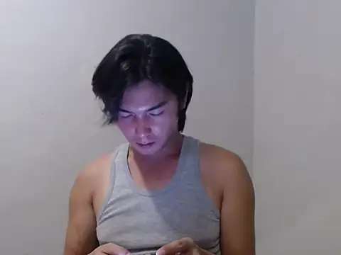 urhalfguyxx webcam