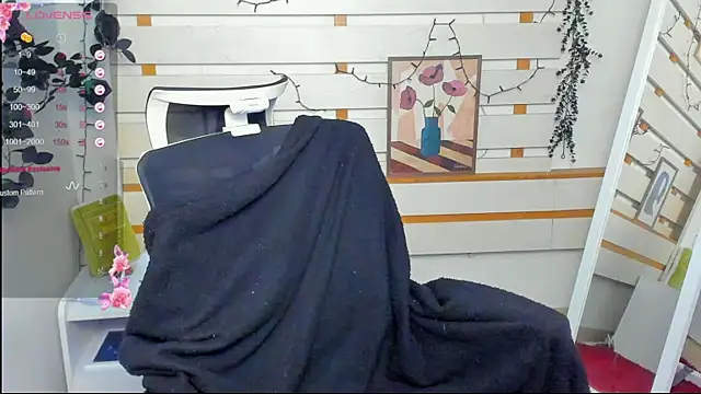 Josephine_Kiss webcam
