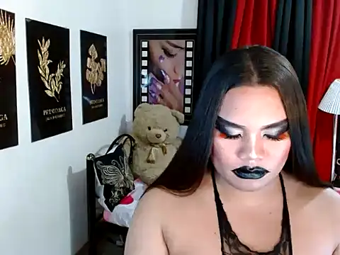 TSbrianaHugeCock webcam