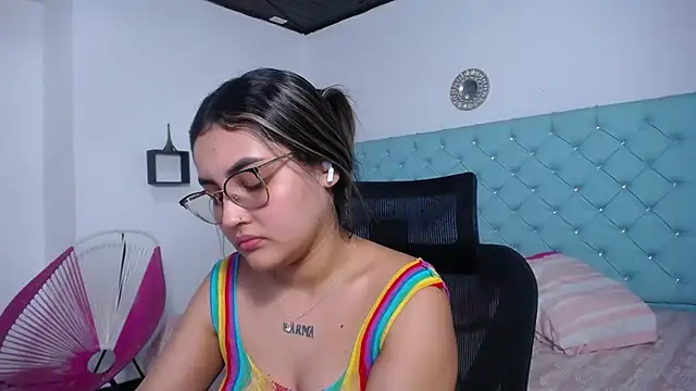 kathe-mills235 webcam
