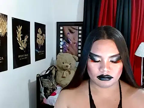 tsbrianahugecock - TSbrianaHugeCock's free webcam - UK Sex Cams