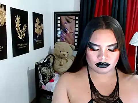 TSbrianaHugeCock webcam