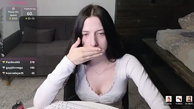 AlicePowells webcam