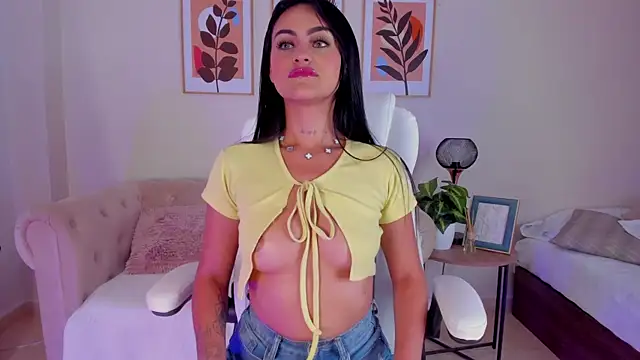 Emilly_Beaumont webcam