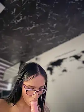 Isabella-Teen