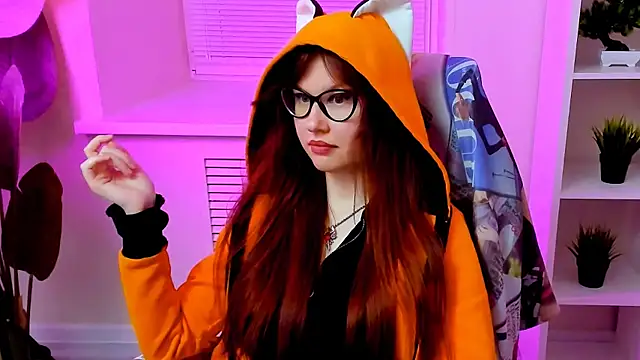 CarolGiggly webcam