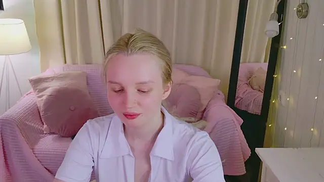 Beatrica_Klein webcam
