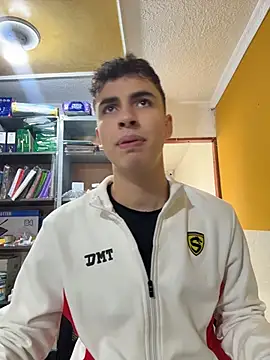 AdrianRinaldi webcam