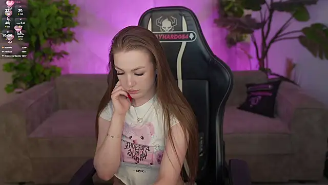 Ella_054 webcam