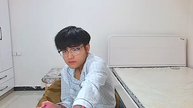 KK-cuteboy webcam
