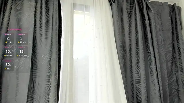 ZarinaWynne webcam