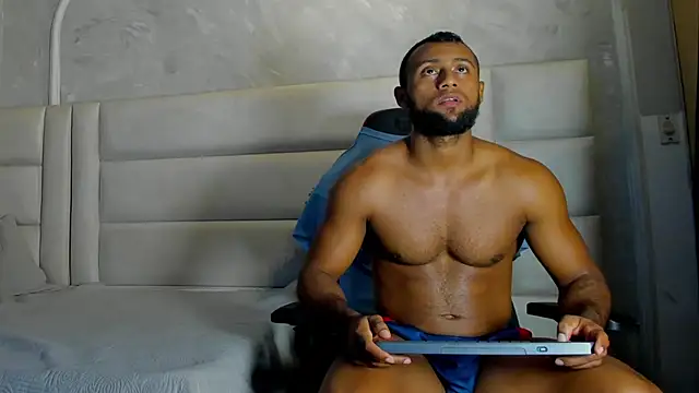 Dark_lennox