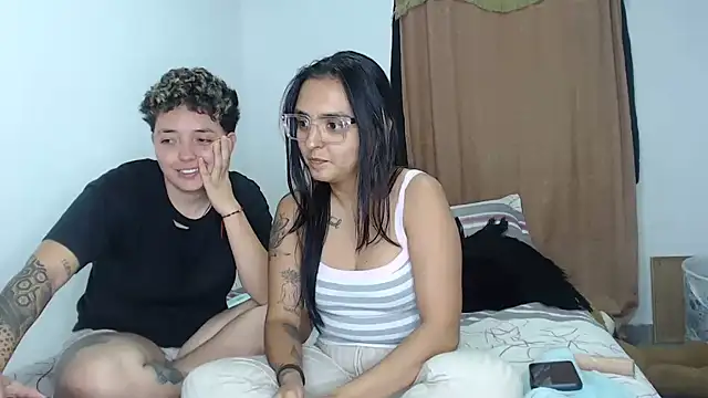 kathy_luisa webcam