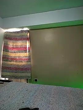 SaharQamar webcam