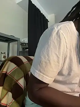 thechocolatepeach webcam