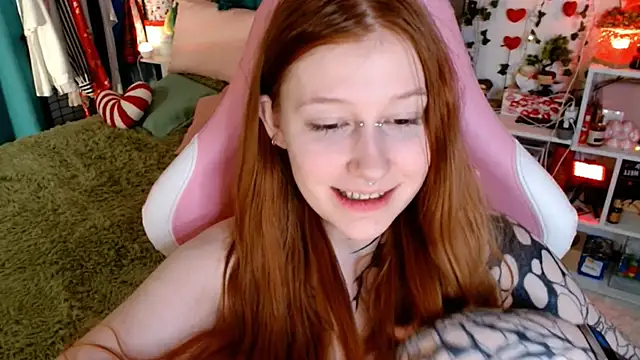 Ayla_Hicks webcam
