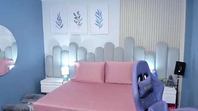 luly_dreams webcam
